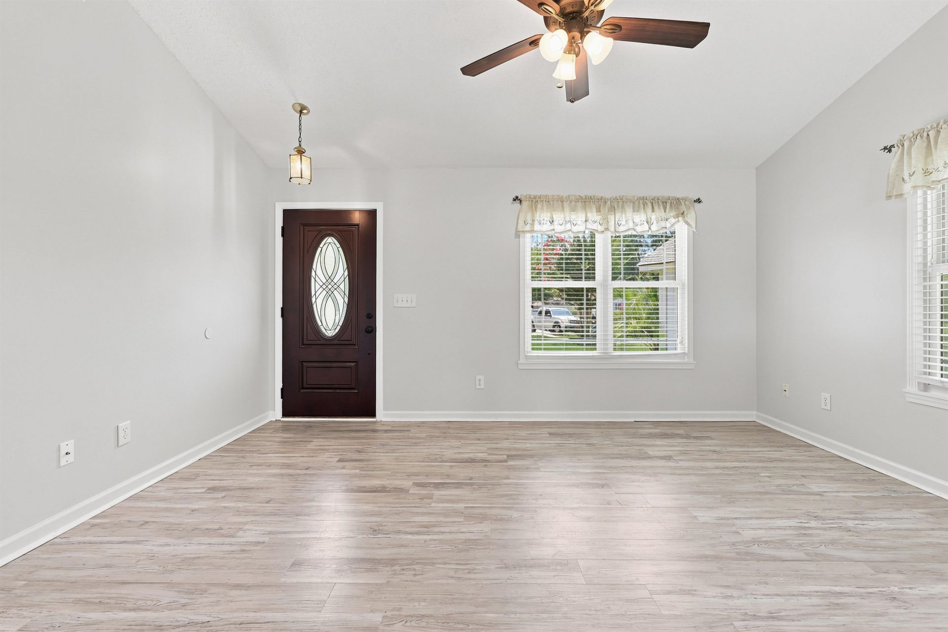 6635 E Sweetbriar Trail Photo 10