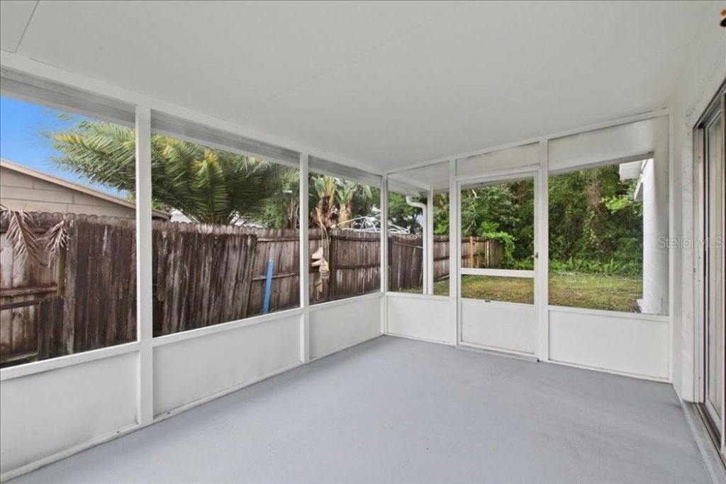 8612 Spring Cone Court, Orlando, FL 32825 Photo