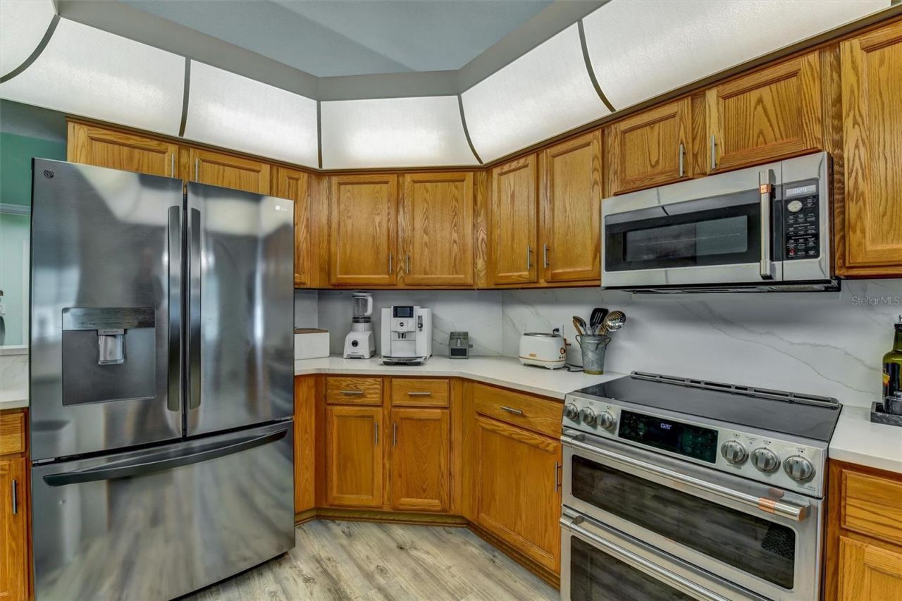4833 Yellowstone Drive, New Port Richey, FL 34655 Photo