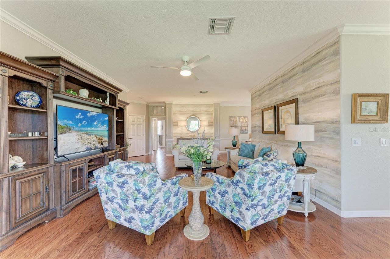 314 Winding Brook Lane, Unit 102, Bradenton, FL 34212 Photo