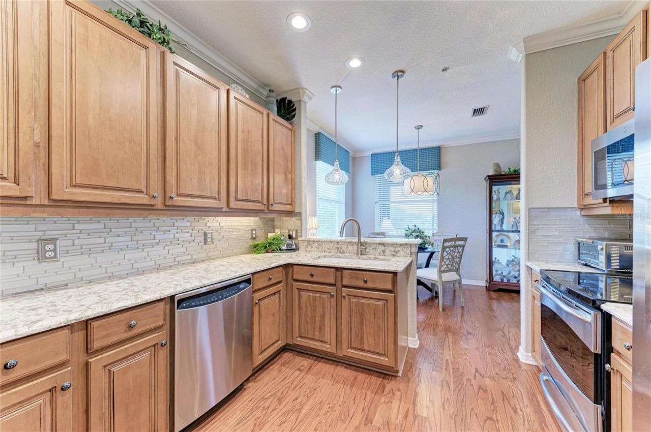 314 Winding Brook Lane, Unit 102, Bradenton, FL 34212 Photo