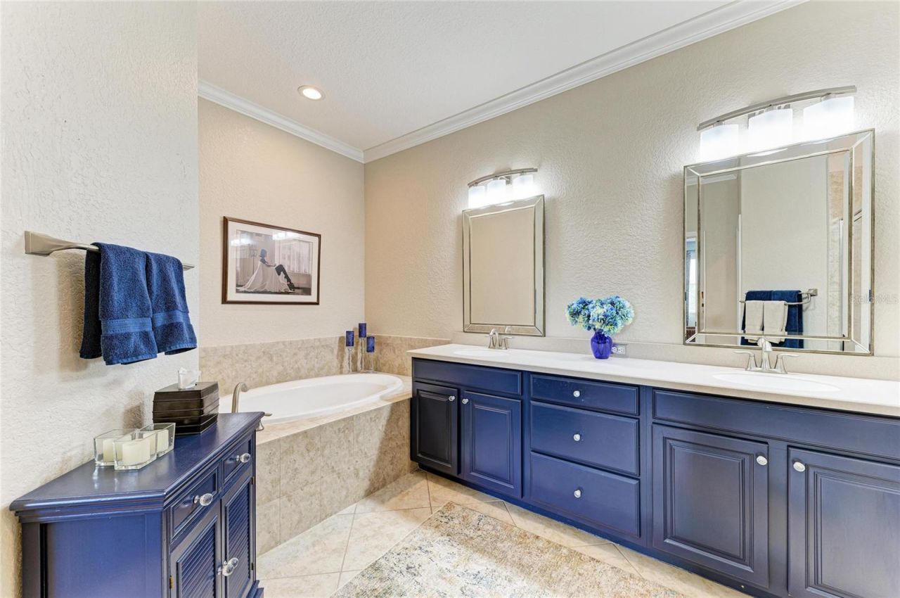 314 Winding Brook Lane, Unit 102, Bradenton, FL 34212 Photo