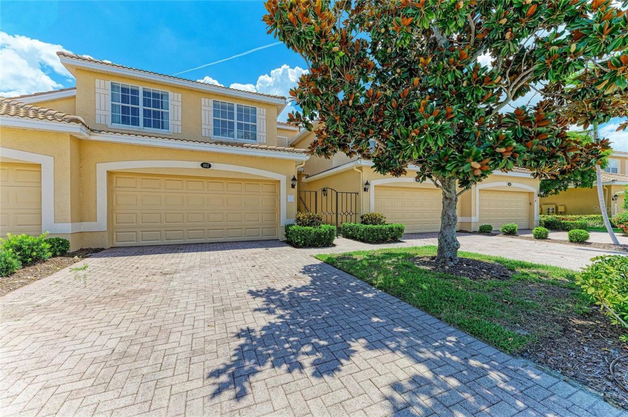 314 Winding Brook Lane, Unit 102, Bradenton, FL 34212 Photo
