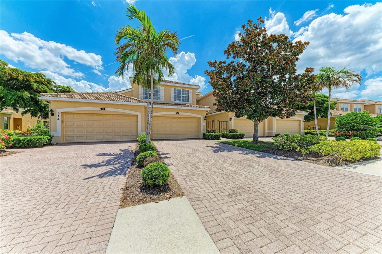 314 Winding Brook Lane, Unit 102, Bradenton, FL 34212 Photo