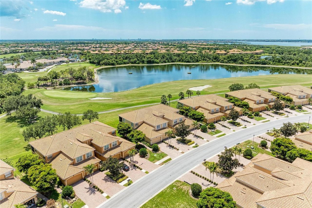 314 Winding Brook Lane, Unit 102, Bradenton, FL 34212 Photo