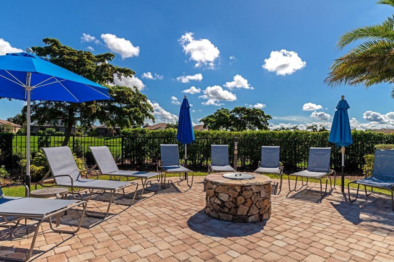 314 Winding Brook Lane, Unit 102, Bradenton, FL 34212 Photo
