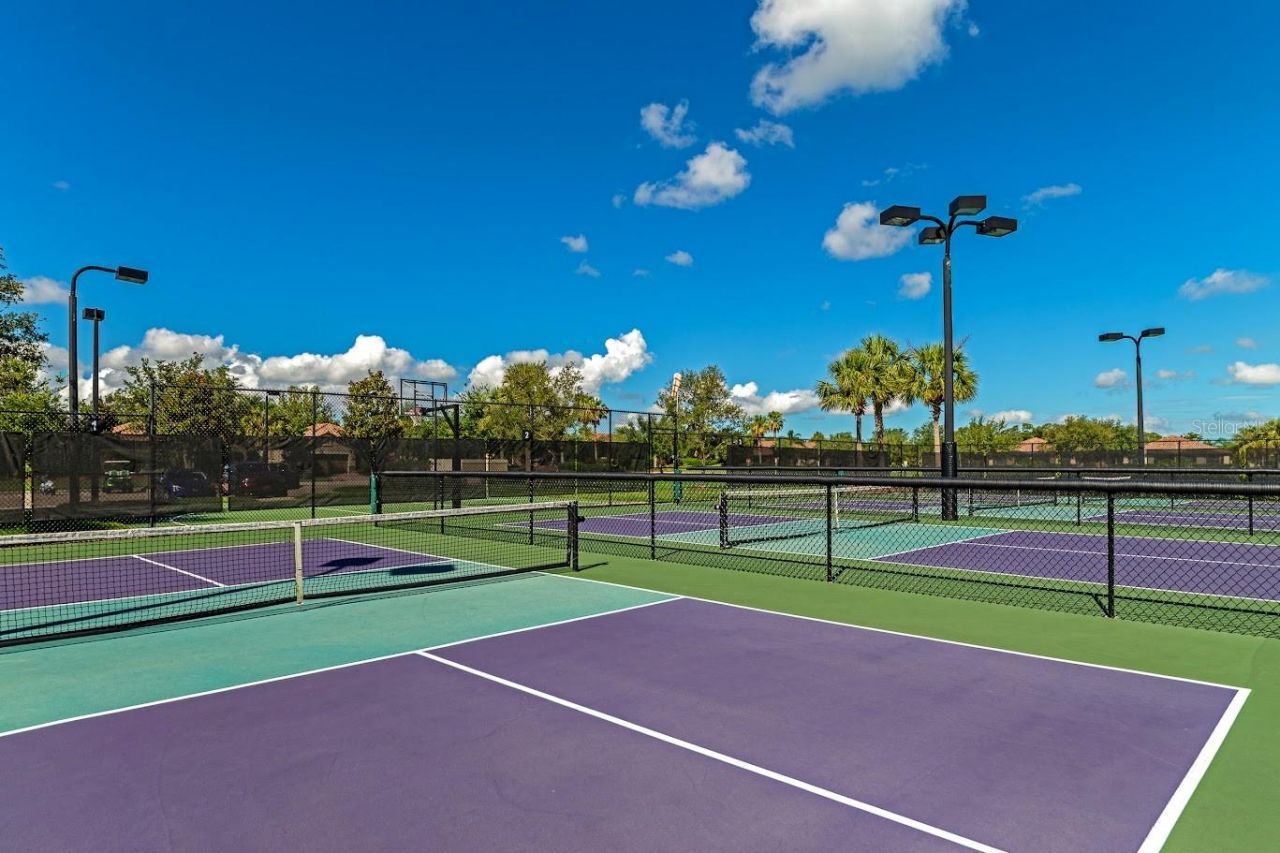 314 Winding Brook Lane, Unit 102, Bradenton, FL 34212 Photo