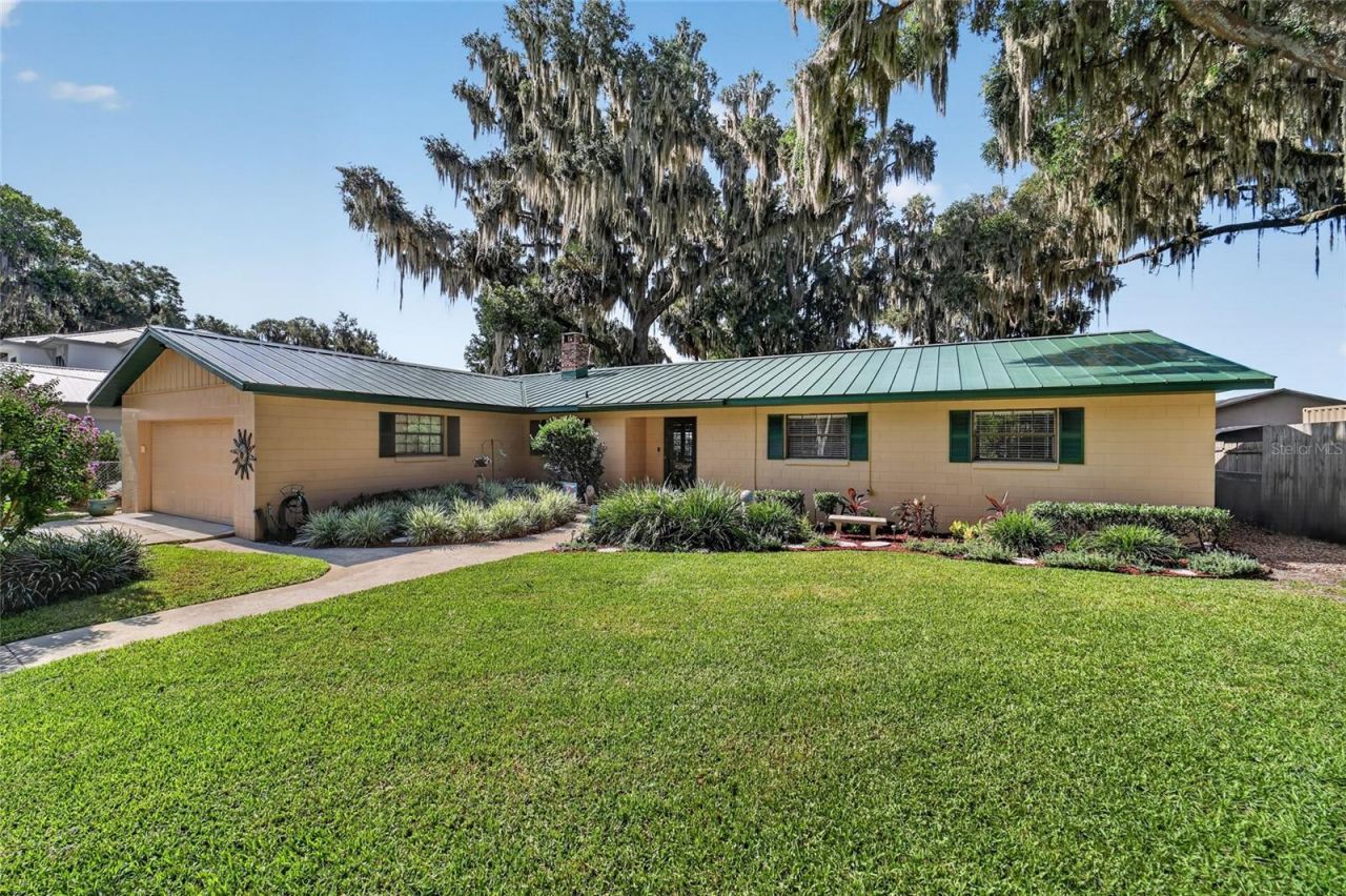 13200 E Highway 25 , Ocklawaha, FL 32179 Photo