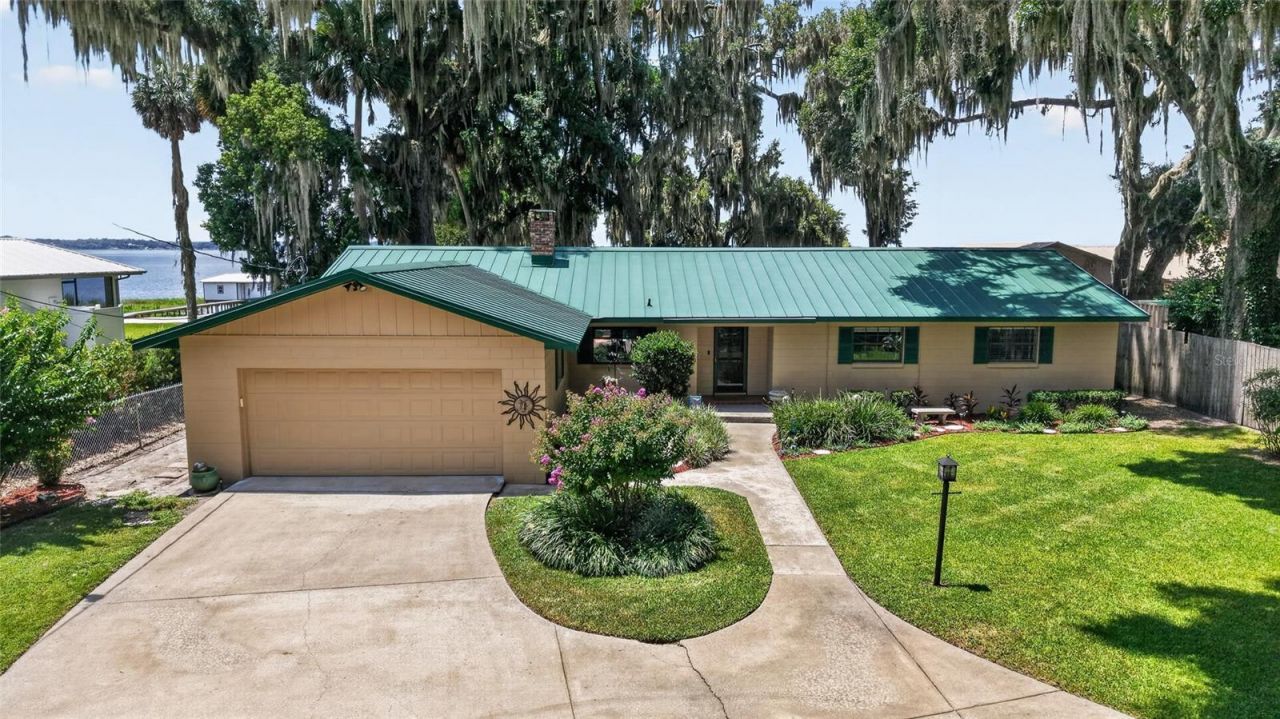 13200 E Highway 25 , Ocklawaha, FL 32179 Photo
