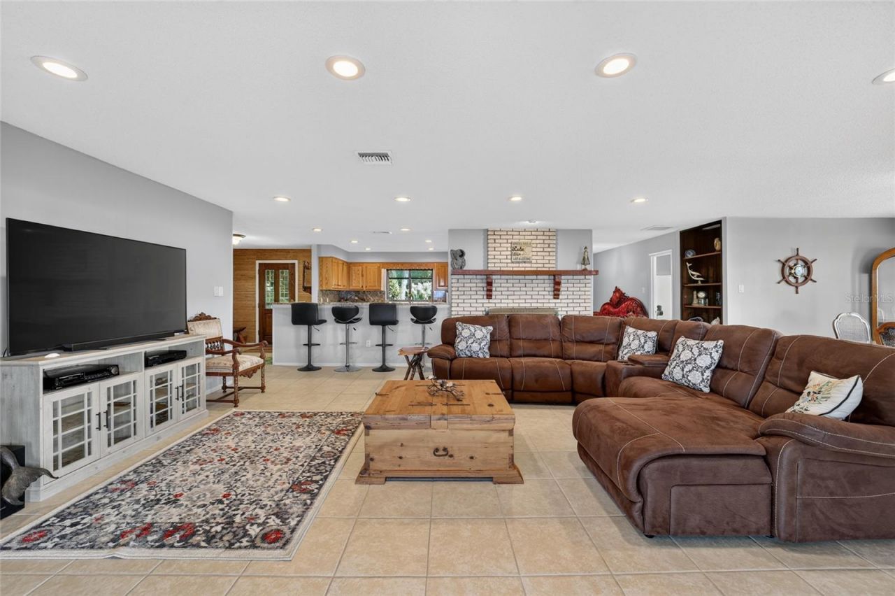 13200 E Highway 25 , Ocklawaha, FL 32179 Photo