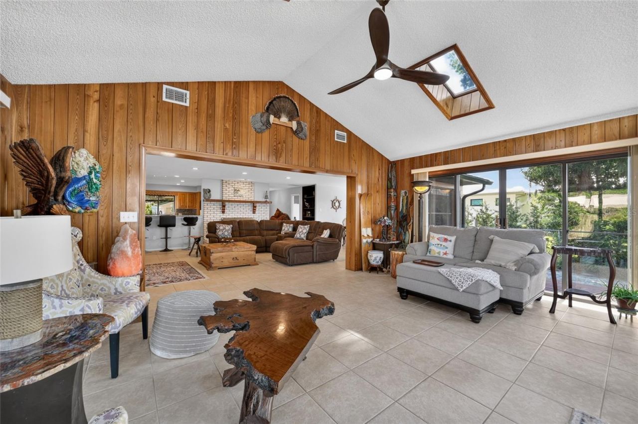 13200 E Highway 25 , Ocklawaha, FL 32179 Photo