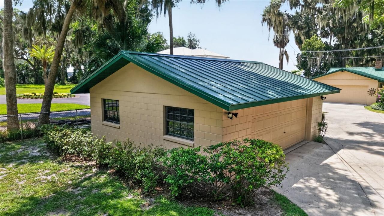 13200 E Highway 25 , Ocklawaha, FL 32179 Photo