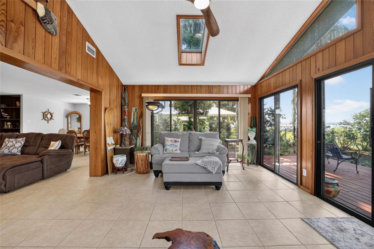 13200 E Highway 25 , Ocklawaha, FL 32179 Photo