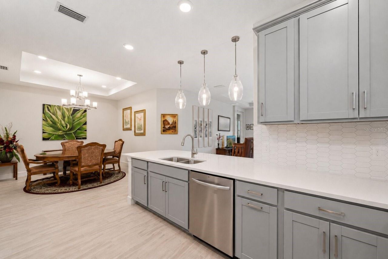 6066 Mesa Glen, Bradenton, FL 34203 Photo