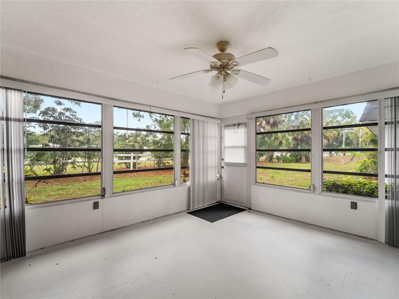 3935 Panola Lane , Unit 183, Sarasota, FL 34232 Photo