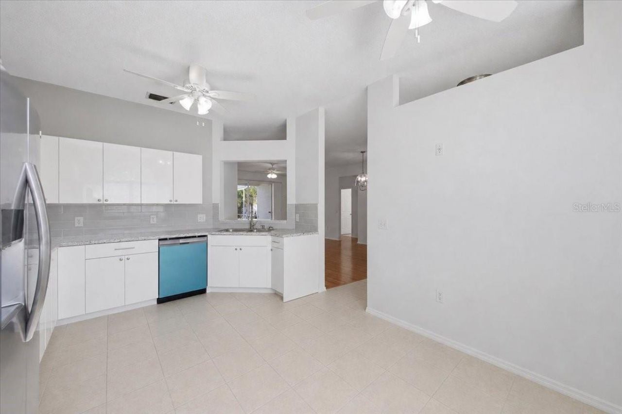 819 Springwood Circle , Bradenton, FL 34212 Photo