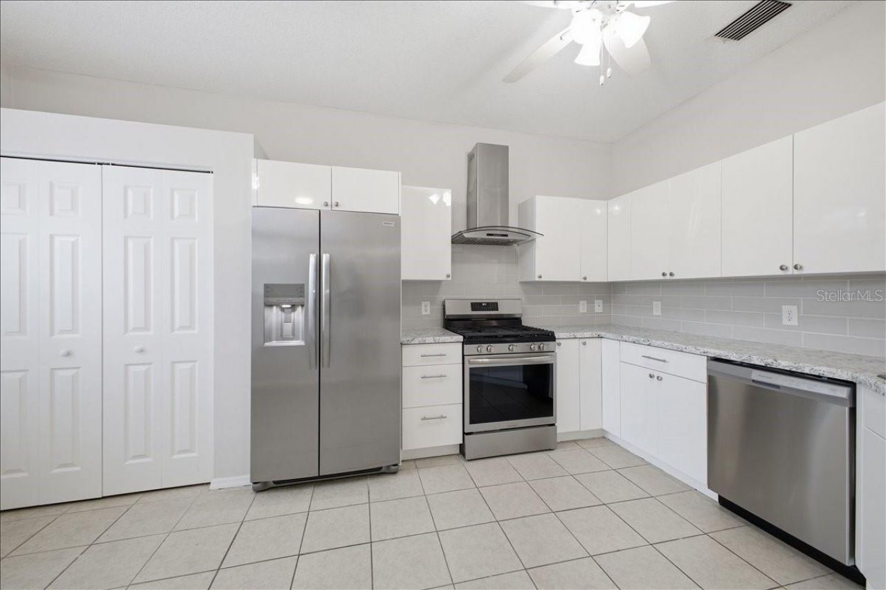 819 Springwood Circle, Bradenton, FL 34212 Photo