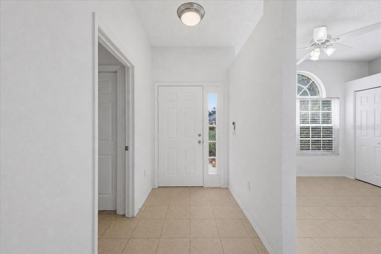 819 Springwood Circle, Bradenton, FL 34212 Photo