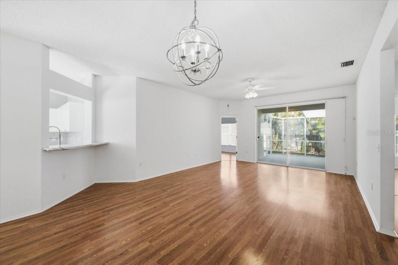 819 Springwood Circle , Bradenton, FL 34212 Photo