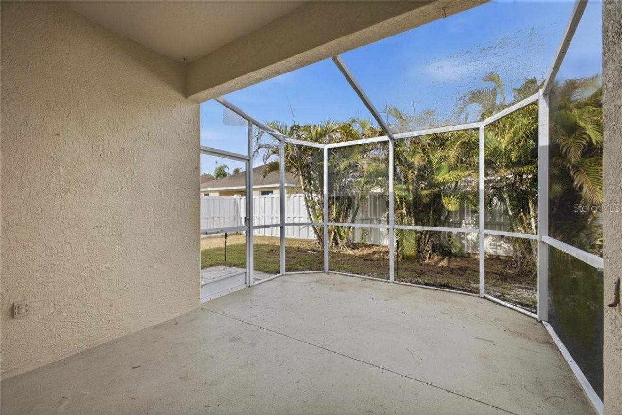 819 Springwood Circle , Bradenton, FL 34212 Photo