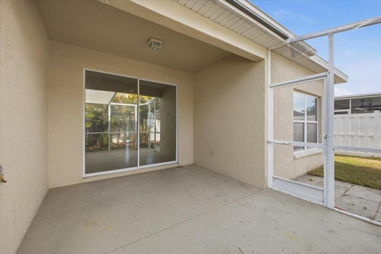819 Springwood Circle , Bradenton, FL 34212 Photo
