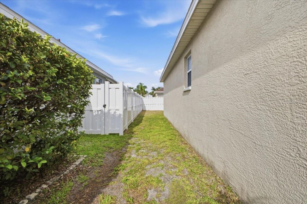 819 Springwood Circle, Bradenton, FL 34212 Photo
