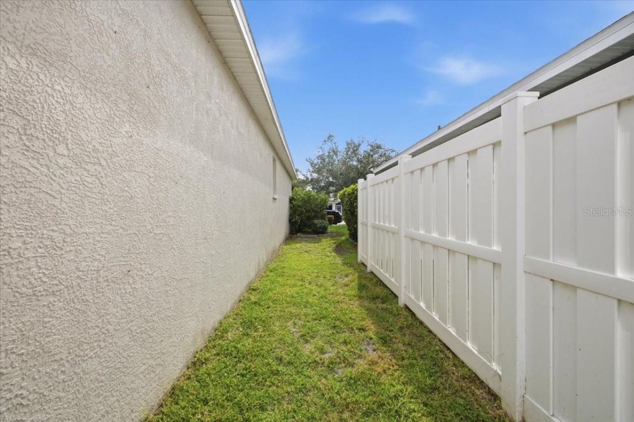 819 Springwood Circle, Bradenton, FL 34212 Photo