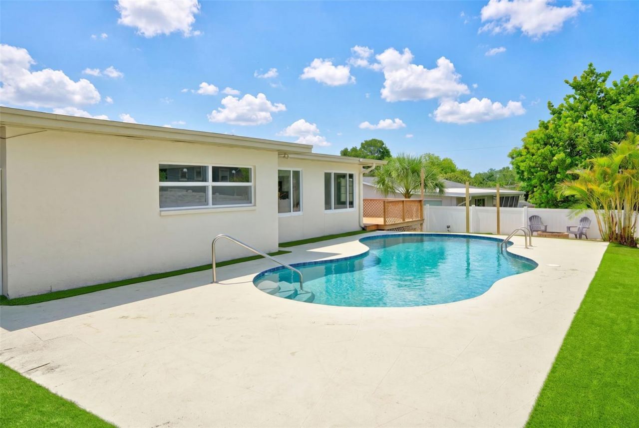 3538 Shady Bluff Drive, Largo, FL 33770 Photo
