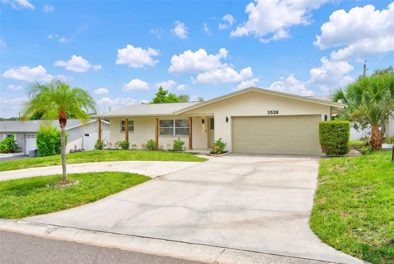 3538 Shady Bluff Drive, Largo, FL 33770 Photo
