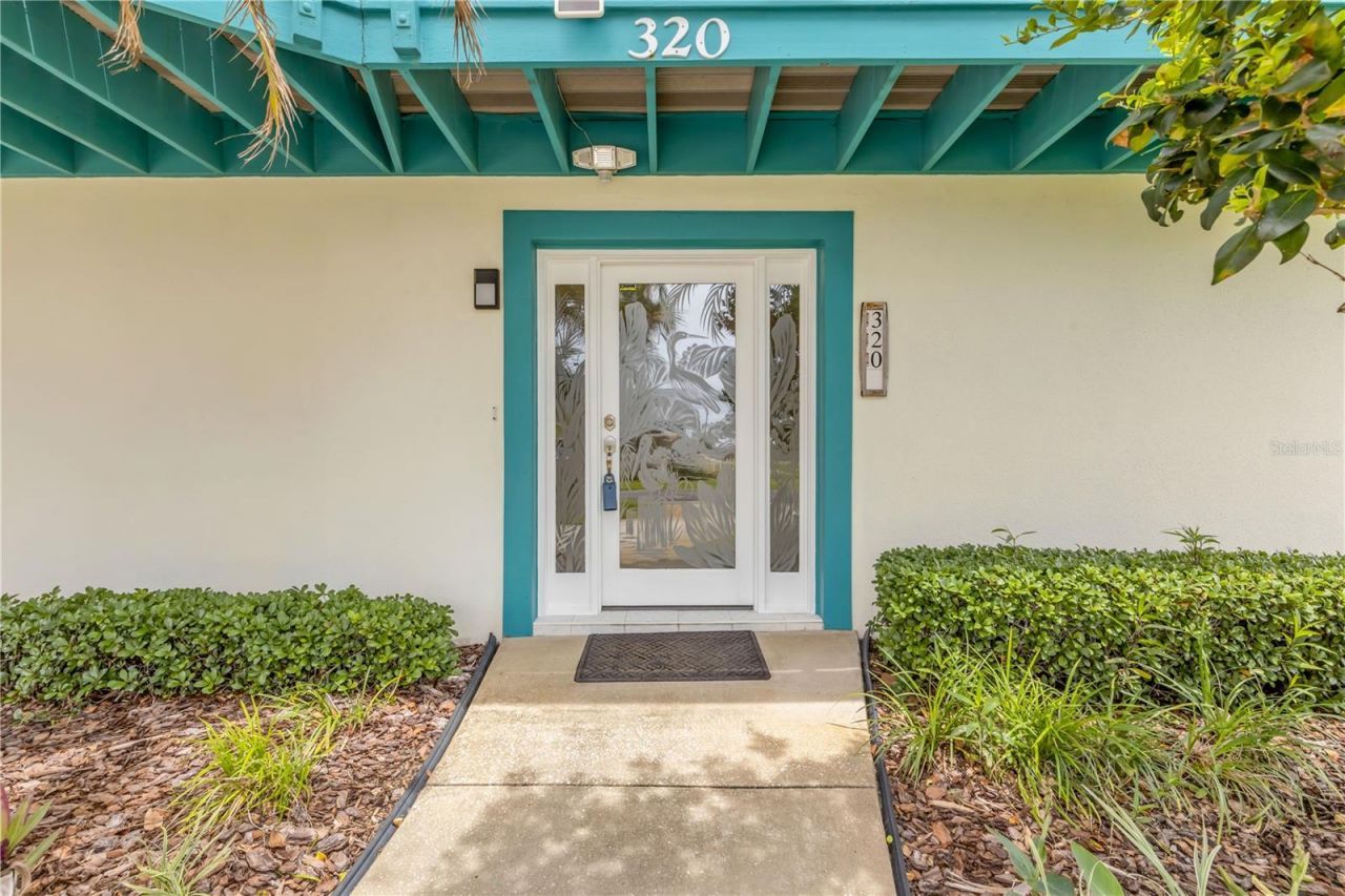 320 Due East Street, New Smyrna Beach, FL 32169 Photo