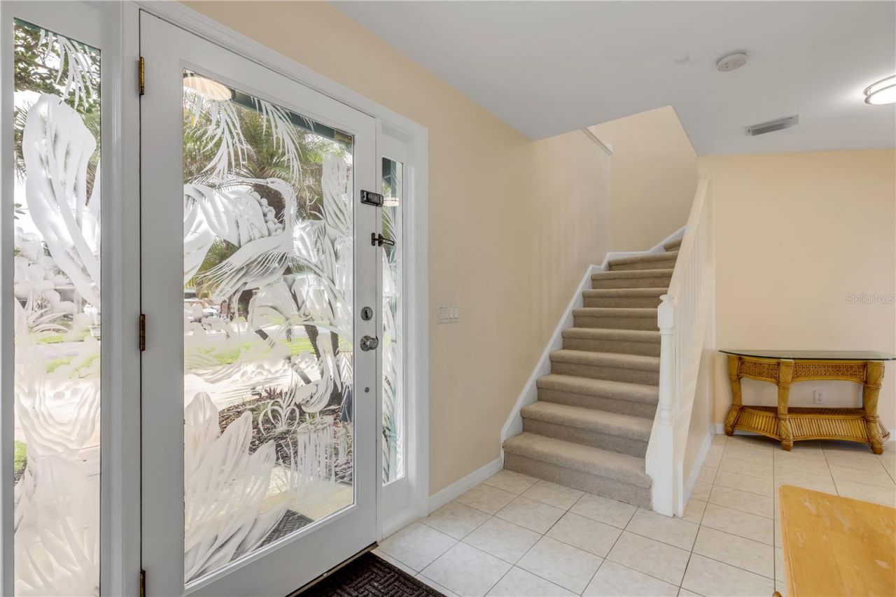 320 Due East Street, New Smyrna Beach, FL 32169 Photo