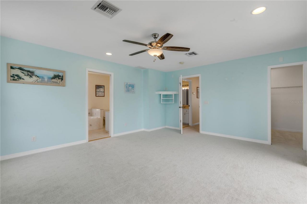 320 Due East Street, New Smyrna Beach, FL 32169 Photo