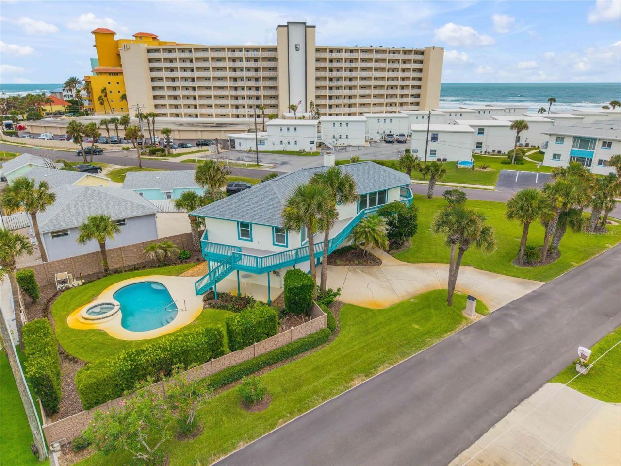 320 Due East Street, New Smyrna Beach, FL 32169 Photo