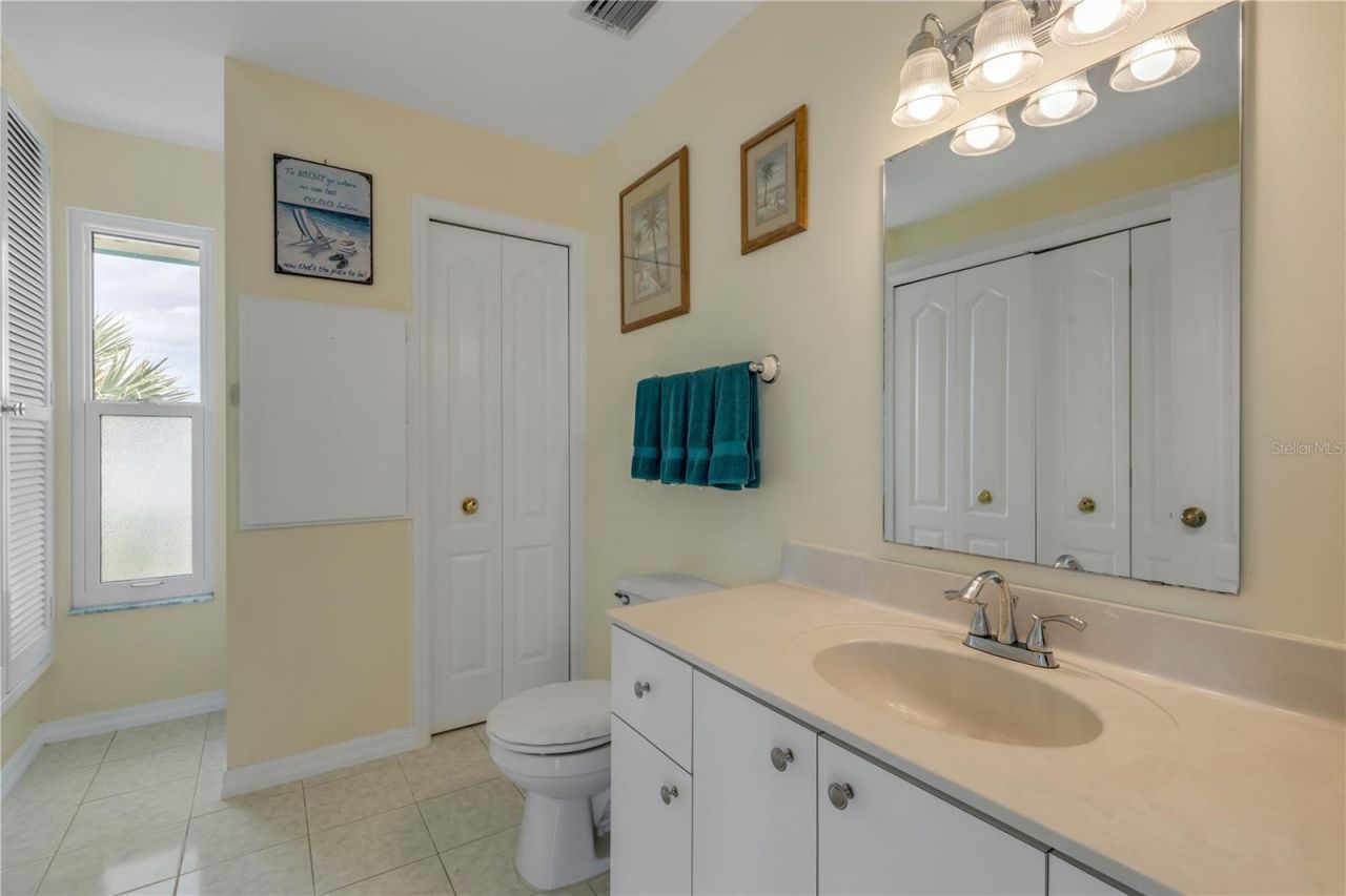 320 Due East Street, New Smyrna Beach, FL 32169 Photo