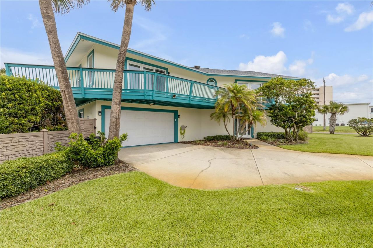 320 Due East Street, New Smyrna Beach, FL 32169 Photo