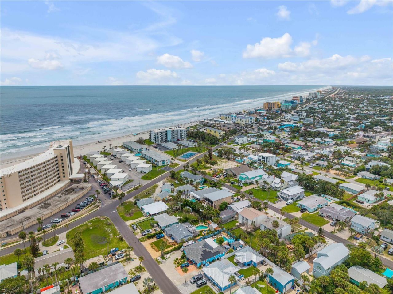 320 Due East Street, New Smyrna Beach, FL 32169 Photo
