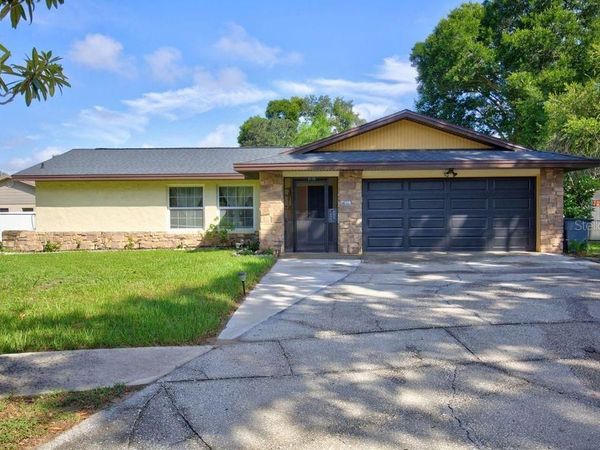 3110 CLOVEWOOD PLACE , SEFFNER, FL 33584