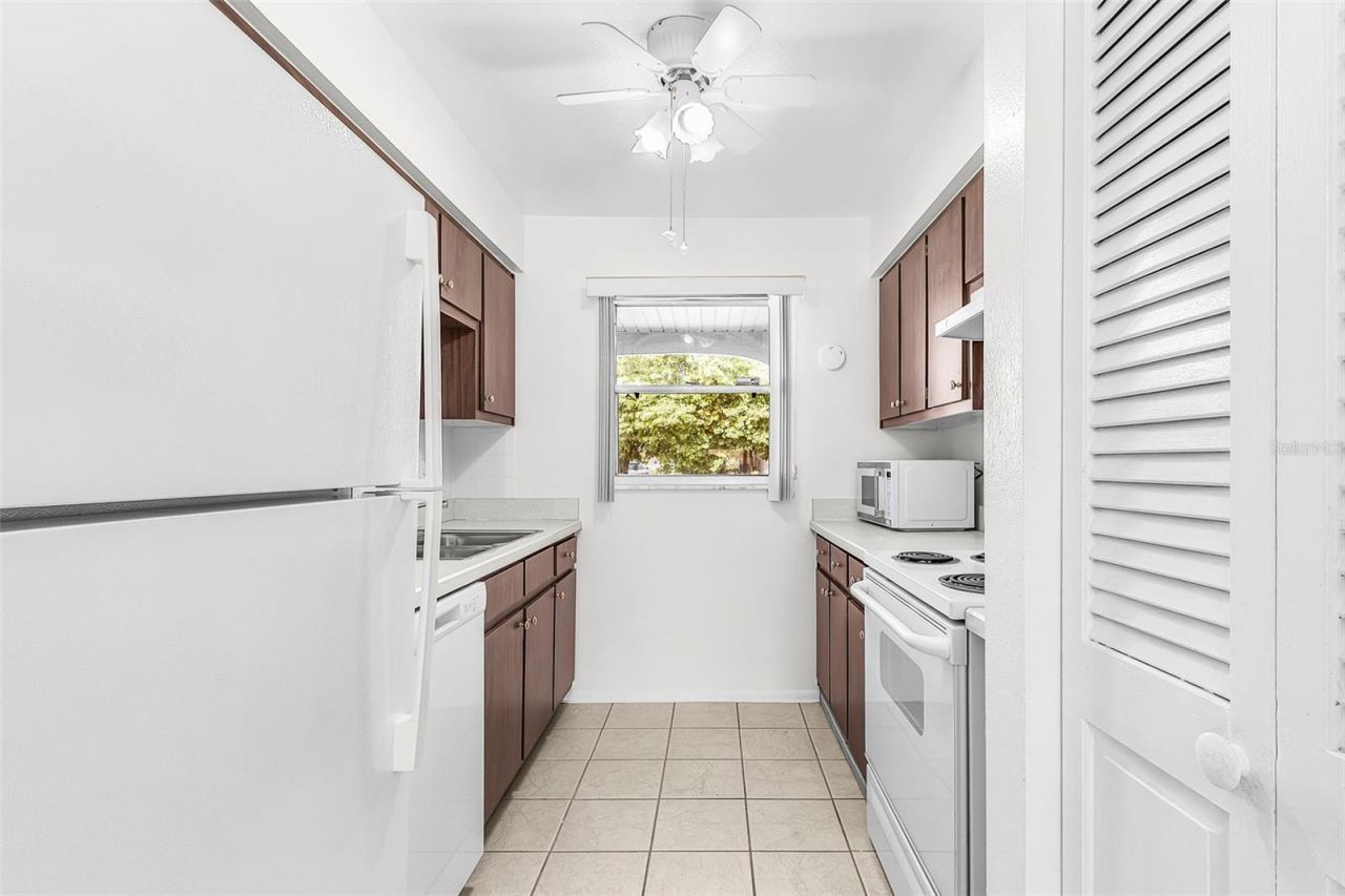 4504 SE 6th Place , Unit 1, Cape Coral, FL 33904 Photo