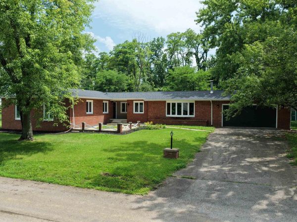 1204 Orchard Drive, Covington, IN 47932