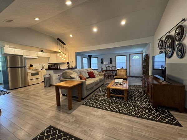 132 CR 101, Norfork, AR 72658