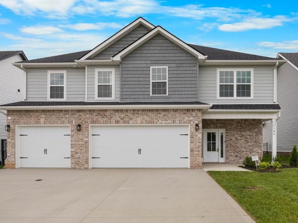 2582 Rafiki Dr , Clarksville, TN 37042