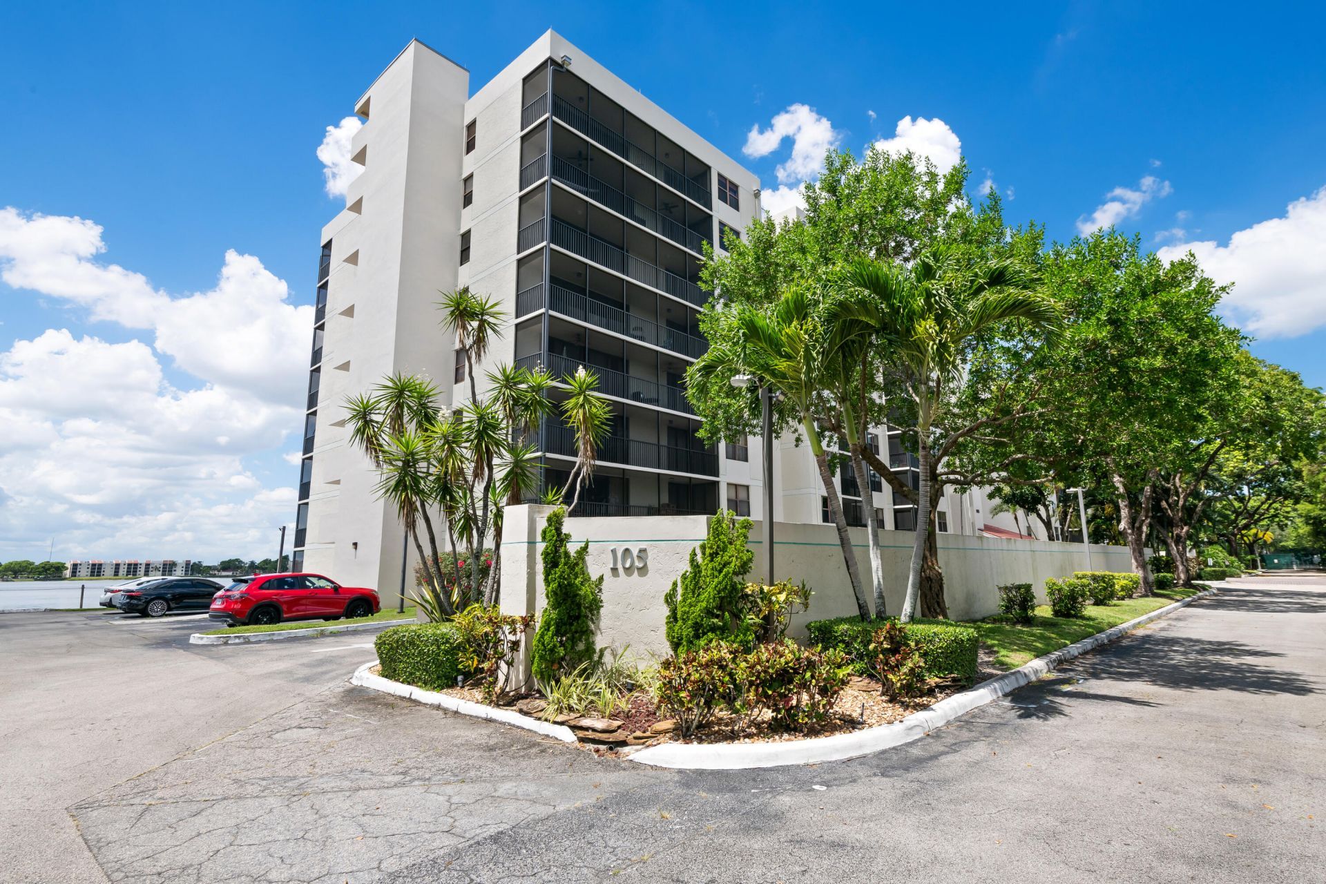 105 Lake Emerald Drive, Unit 706, Oakland Park, FL 33309 Main Photo