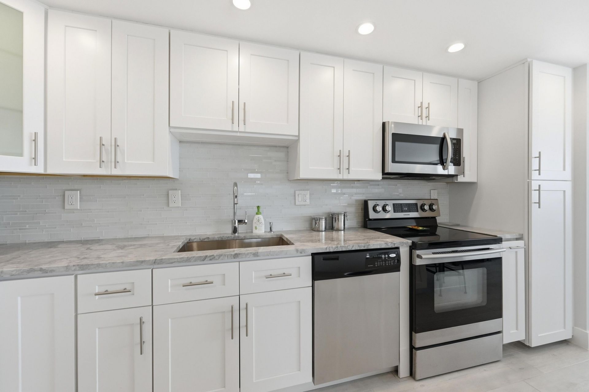 531 N Ocean Boulevard, Unit 1601, Pompano Beach, FL 33062 Photo