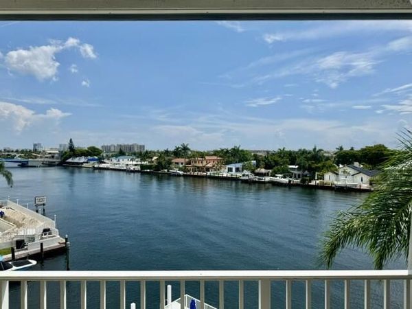3100 NE 47th Court, Unit 401, Fort Lauderdale, FL 33308