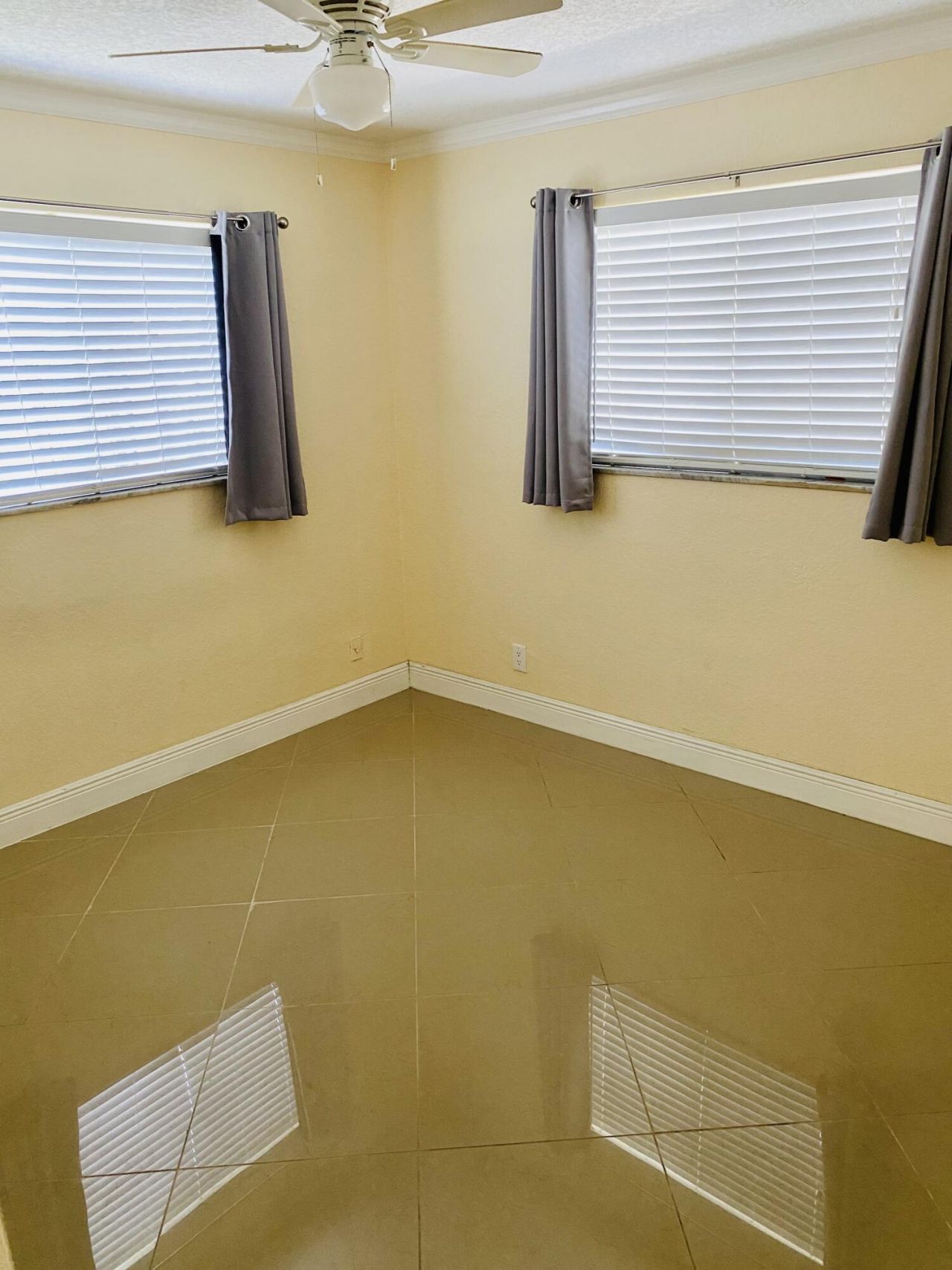 4559 NW 16th Way, Tamarac, FL 33309 Photo