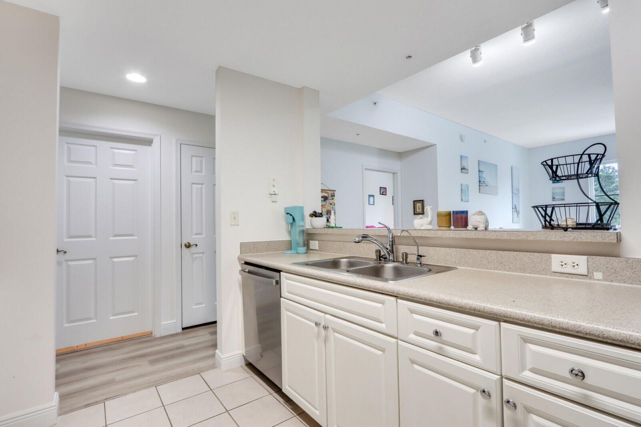 1155 Main Street, Unit 216, Jupiter, FL 33458 Photo