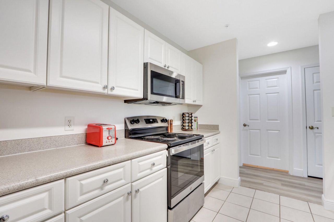 1155 Main Street, Unit 216, Jupiter, FL 33458 Photo