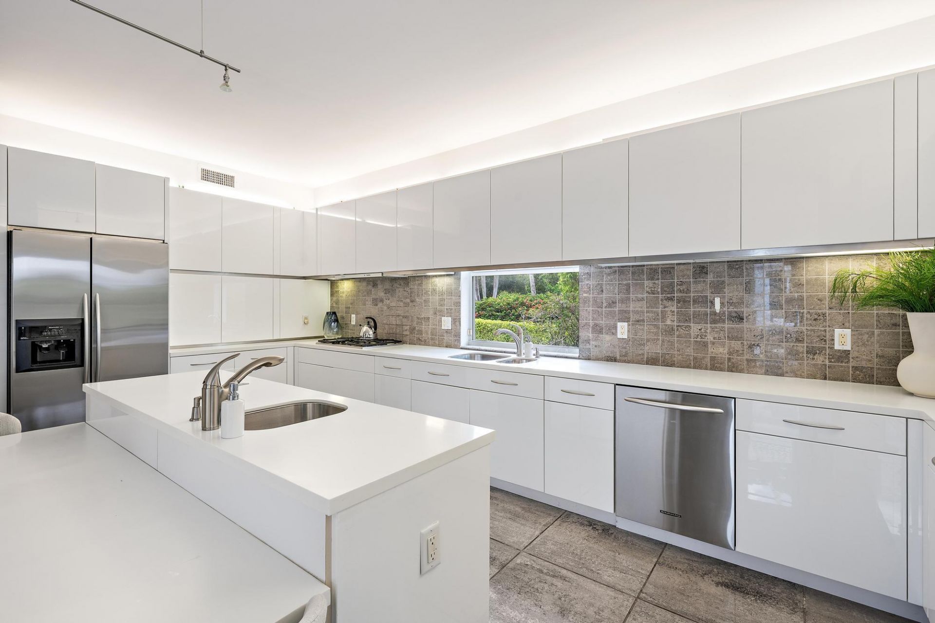6070 Wildcat Run, West Palm Beach, FL 33412 Photo