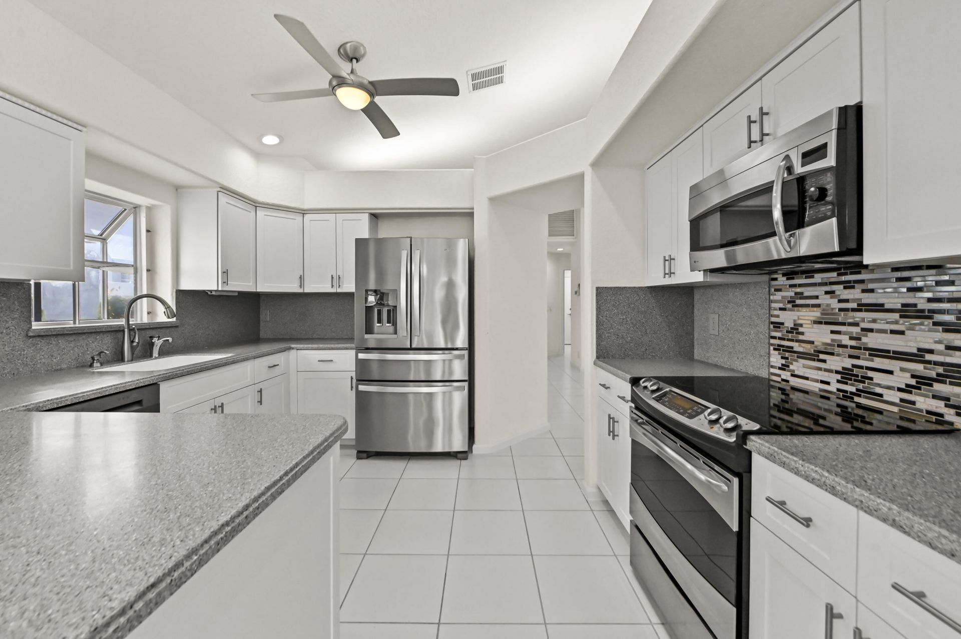 6226 Water Lilly Lane, Boynton Beach, FL 33437 Photo