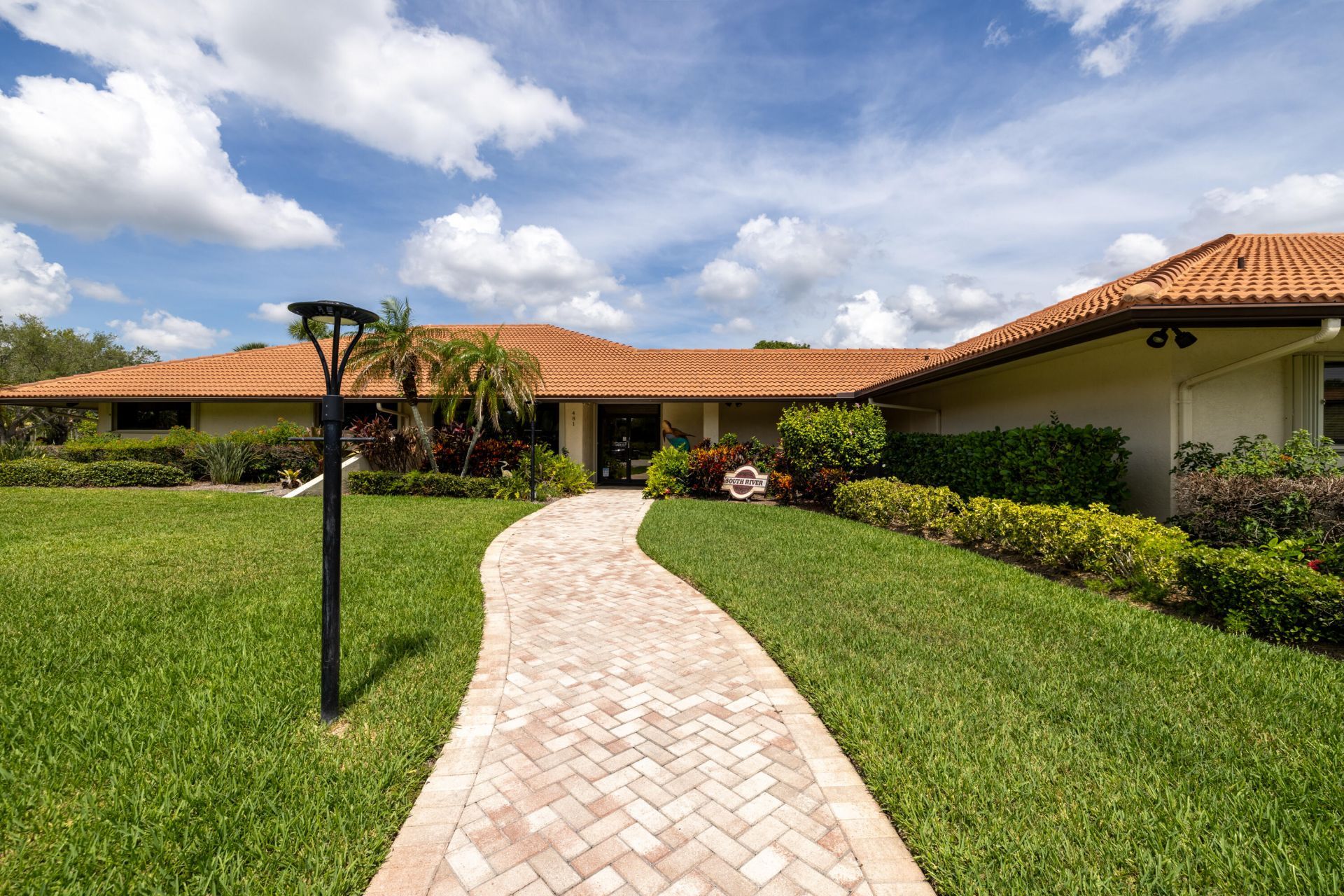 480 SW South River Drive, Unit 106, Stuart, FL 34997 Photo
